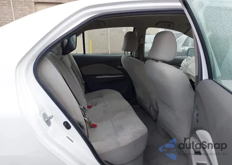 2010 Toyota Yaris z USA, uszkodzony, nr VIN JTDBT4K3XA1368339